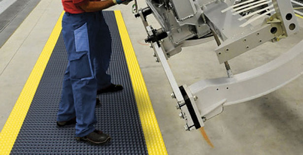 Assembly line floor mat